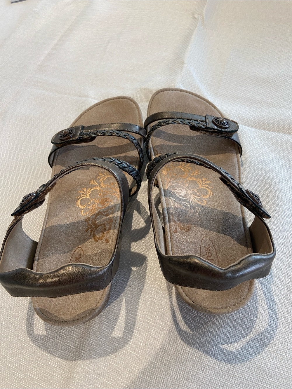 Aetrex Comfort Braided-Strap Brown Women's Sandals. Size 9 - Picture 2 of 10